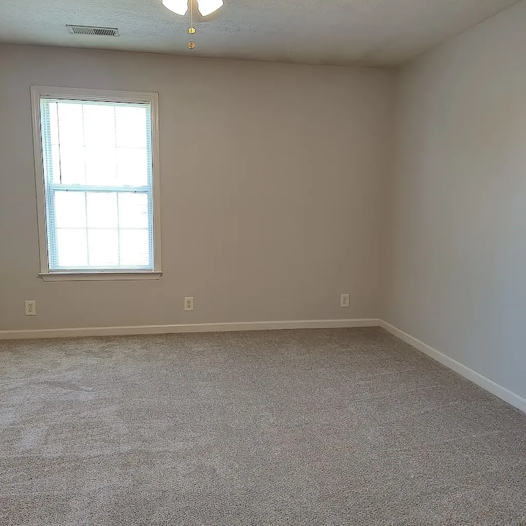 110 Mason Street Portland TN 37148