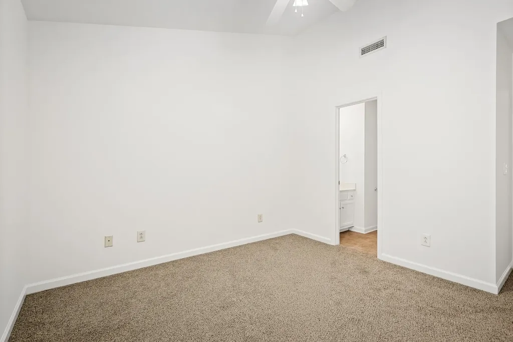 2961 S Rutherford Boulevard Murfreesboro TN 37130