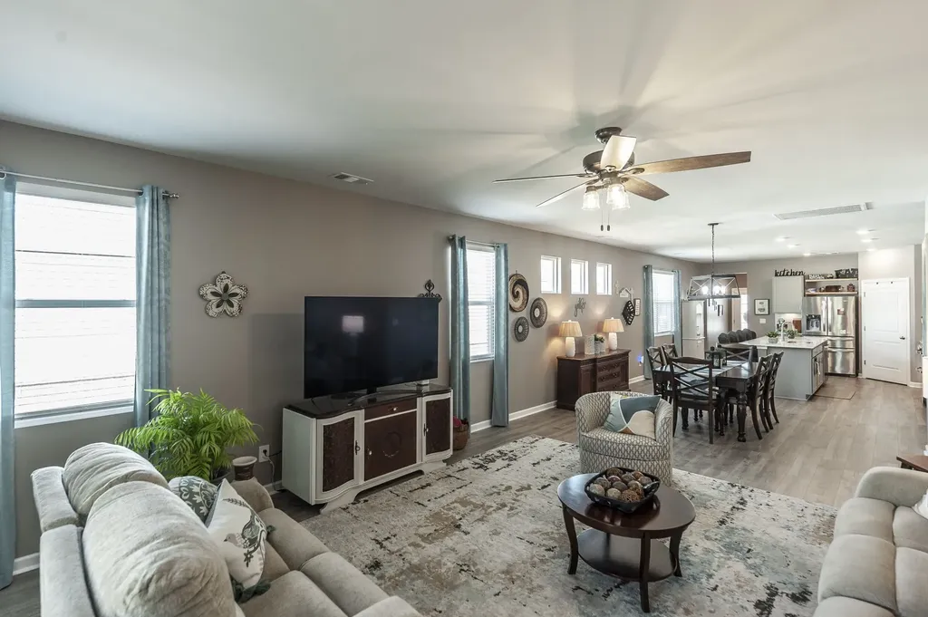 7146 Lang Avenue White House TN 37188