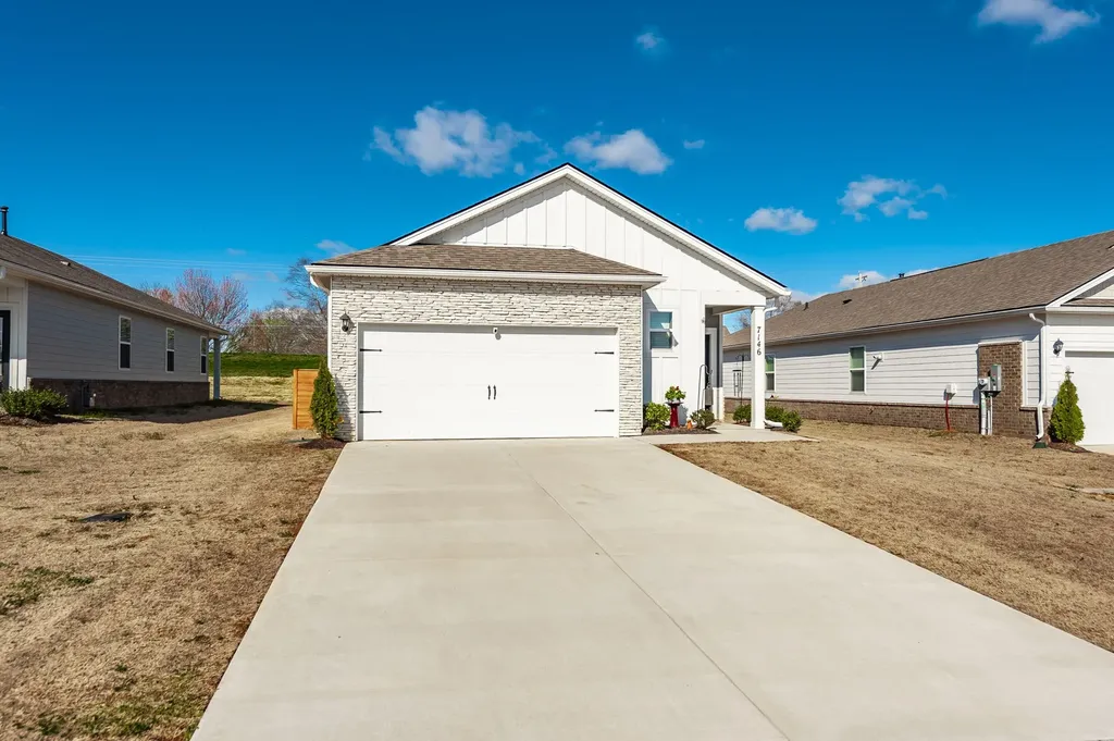 7146 Lang Avenue White House TN 37188
