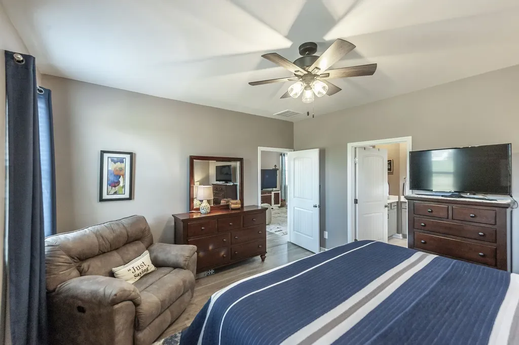 7146 Lang Avenue White House TN 37188