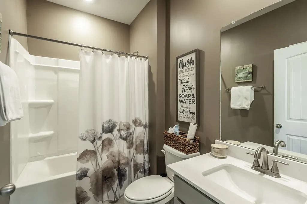 7146 Lang Avenue White House TN 37188