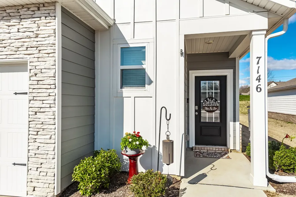 7146 Lang Avenue White House TN 37188