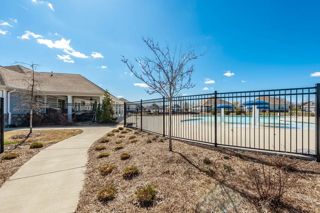 7146 Lang Avenue White House TN 37188