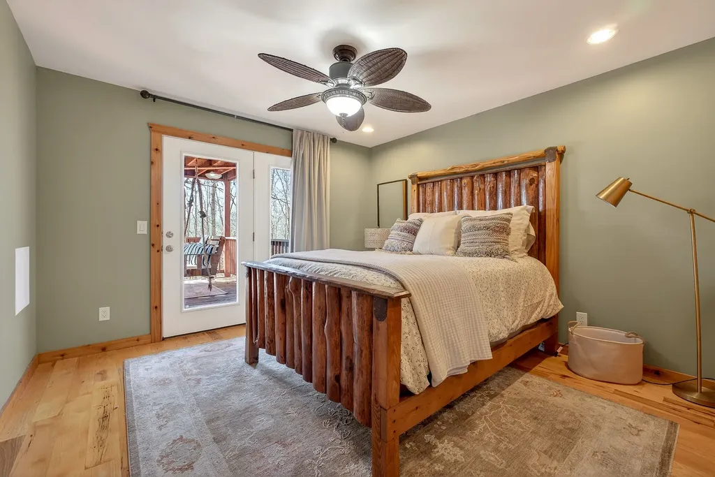 300 Crest Drive Smithville TN 37166
