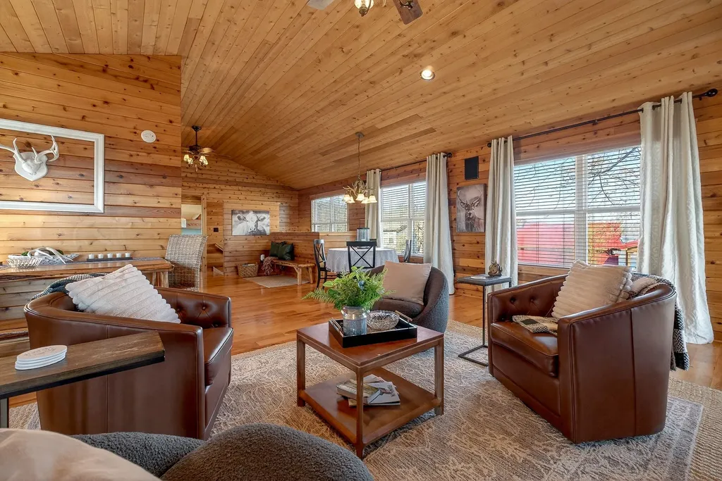 300 Crest Drive Smithville TN 37166