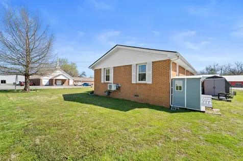 1376 Ardmore Highway Taft TN 38488