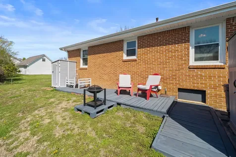1376 Ardmore Highway Taft TN 38488