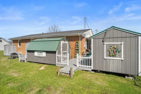 1376 Ardmore Highway Taft TN 38488