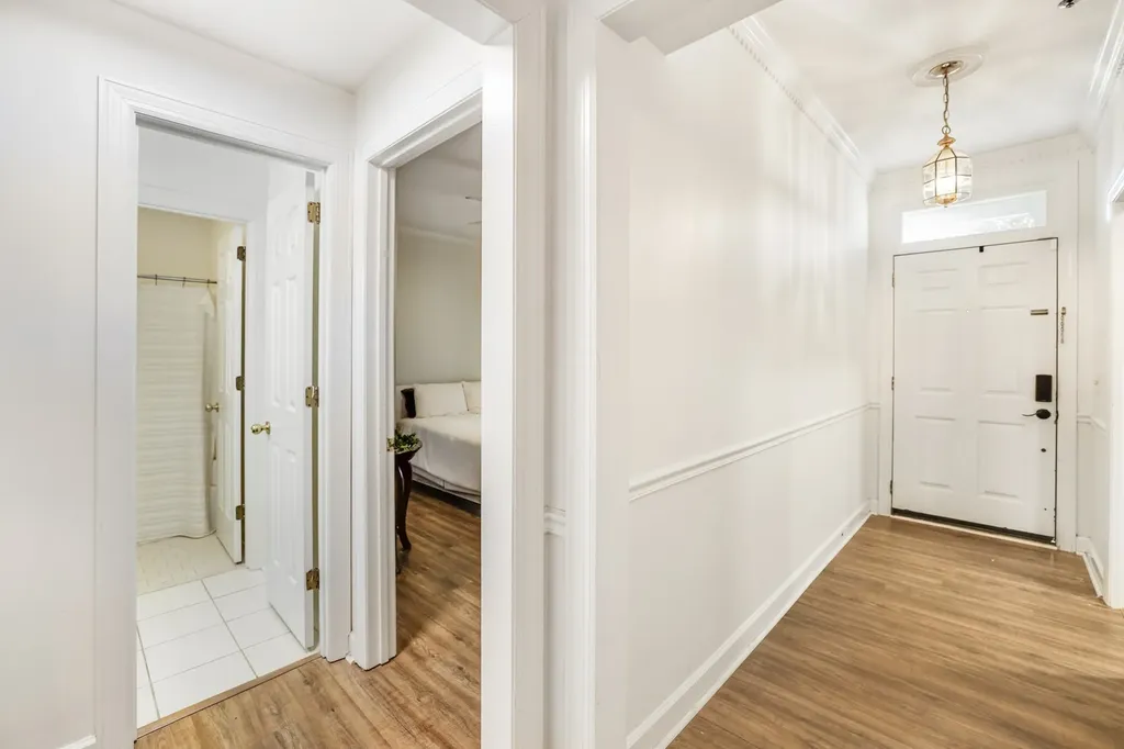 305 Rose Hall Nashville TN 37212