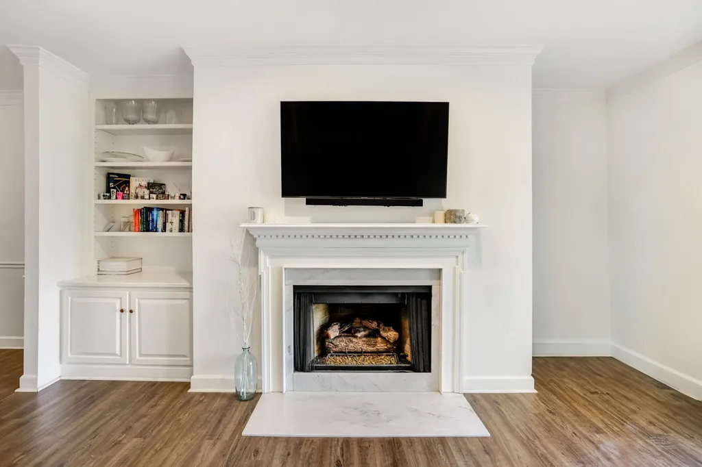 305 Rose Hall Nashville TN 37212