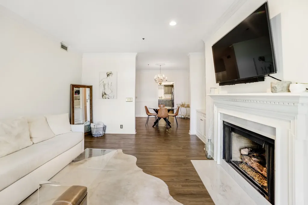 305 Rose Hall Nashville TN 37212