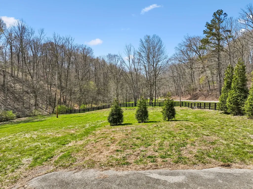 3819 Bear Creek Road Thompsons Station TN 37179