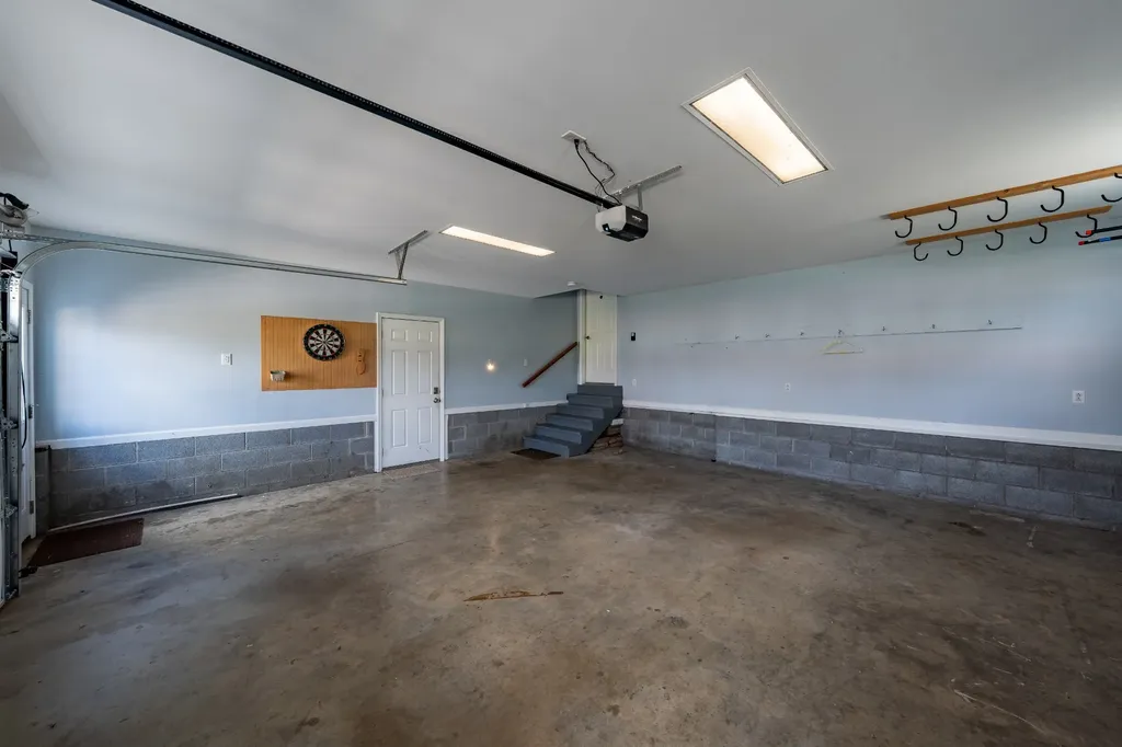 2060 Hickory Drive Springfield TN 37172