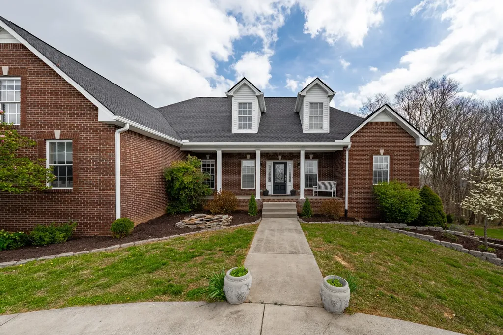 2060 Hickory Drive Springfield TN 37172