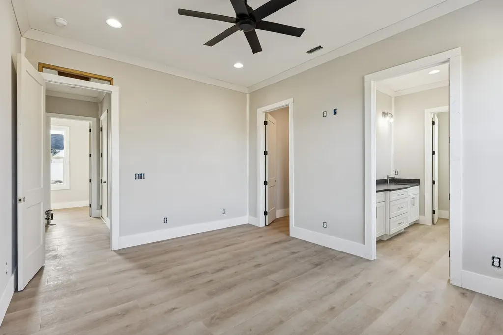 374 Chestnut Oak Avenue Smithville TN 37166