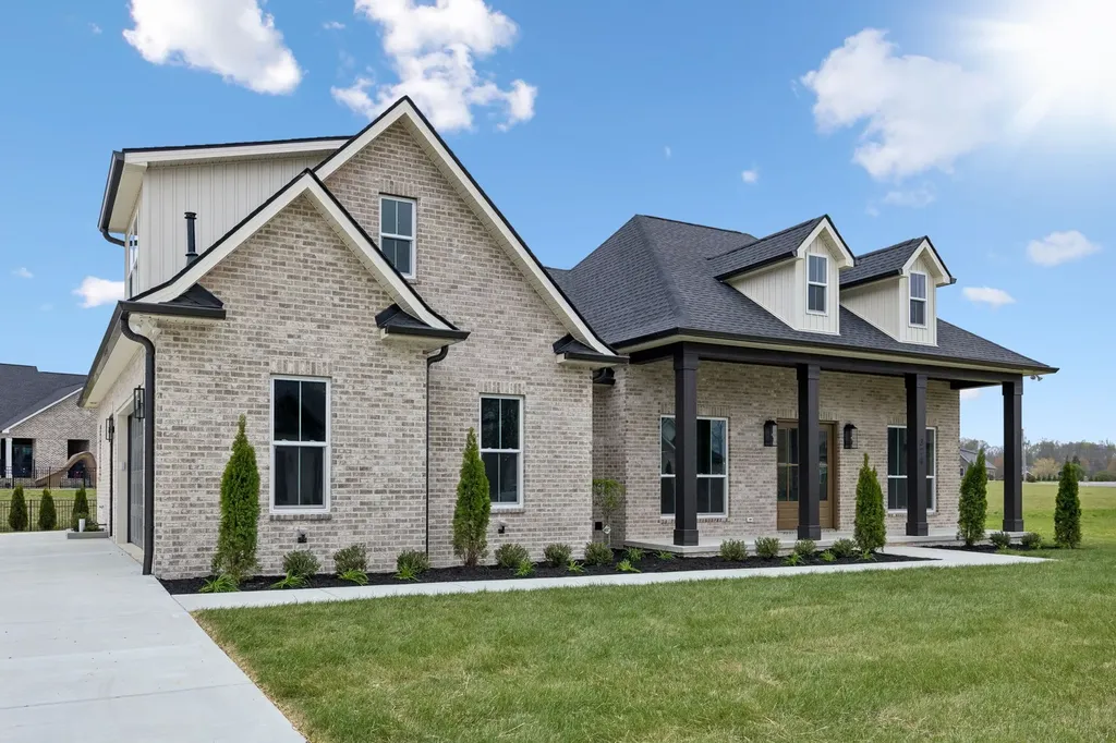 374 Chestnut Oak Avenue Smithville TN 37166