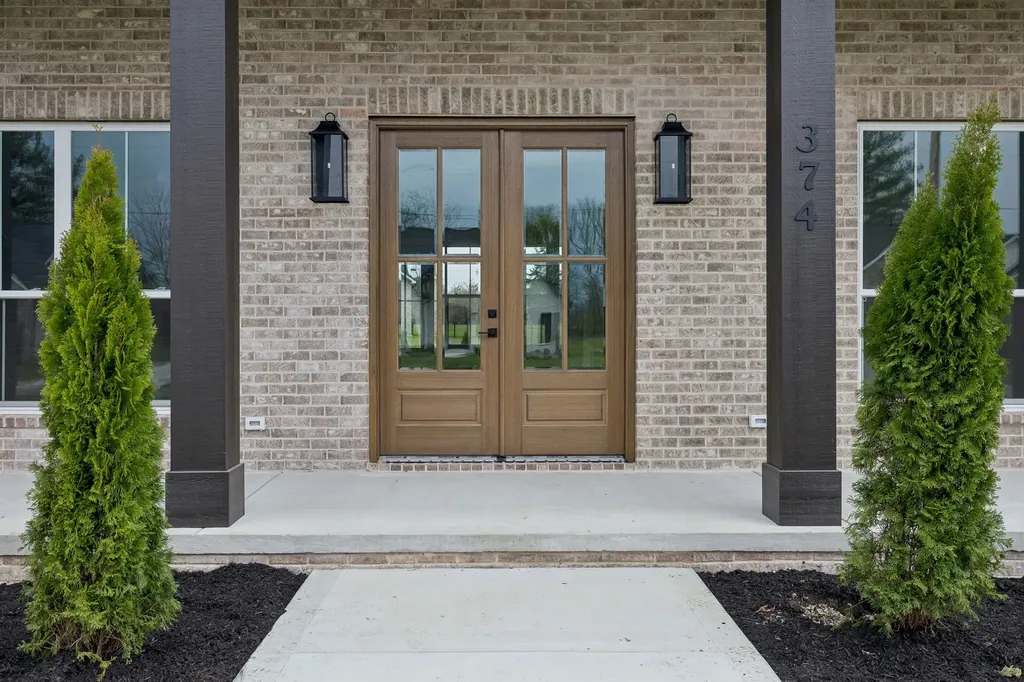 374 Chestnut Oak Avenue Smithville TN 37166