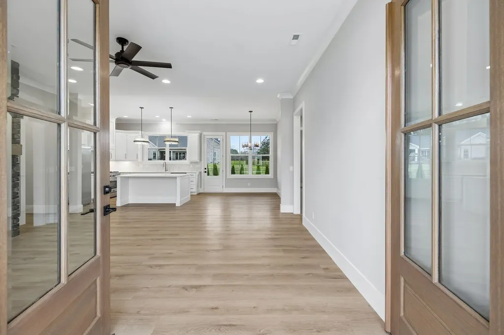 374 Chestnut Oak Avenue Smithville TN 37166