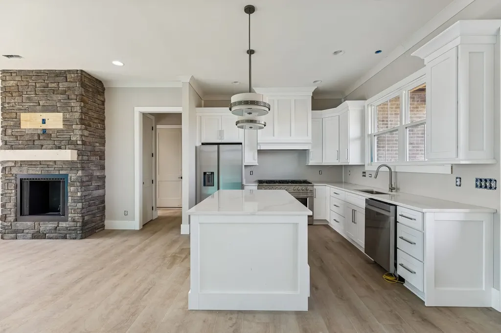 374 Chestnut Oak Avenue Smithville TN 37166