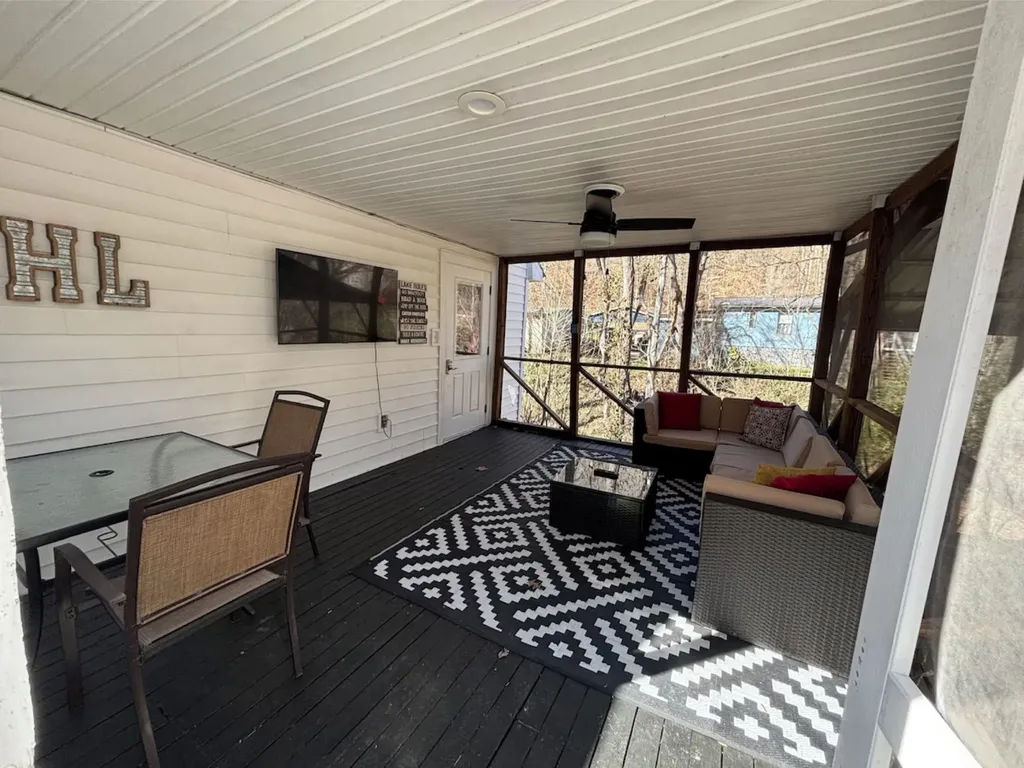138 Cooper Lane Smithville TN 37166