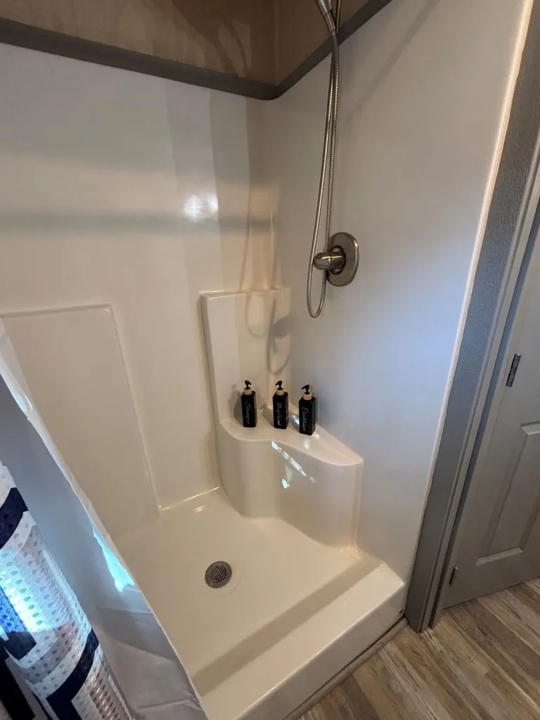 138 Cooper Lane Smithville TN 37166