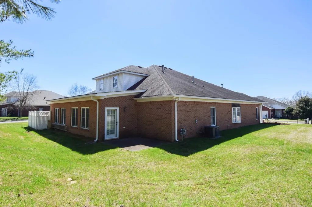 441 Brady Lane Gallatin TN 37066