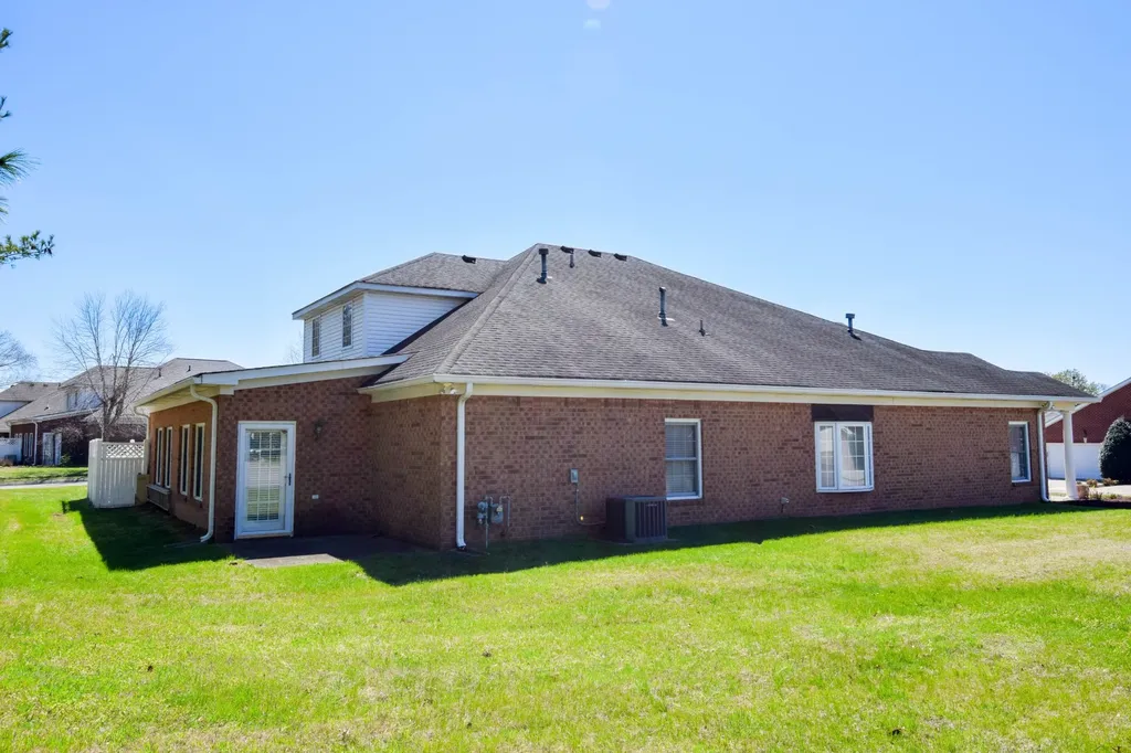 441 Brady Lane Gallatin TN 37066