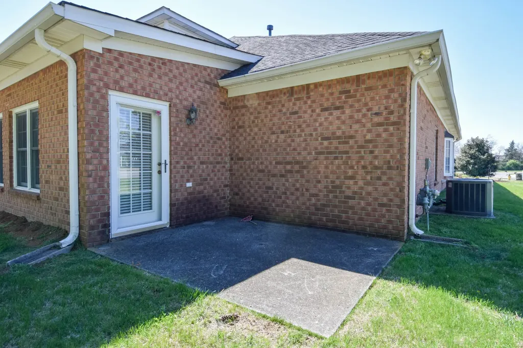 441 Brady Lane Gallatin TN 37066