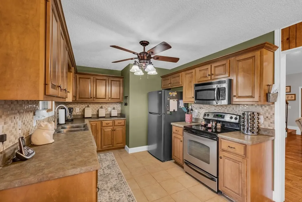 465 Hickory Lane Sparta TN 38583
