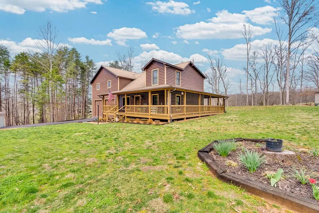 465 Hickory Lane Sparta TN 38583