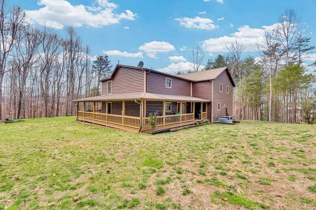 465 Hickory Lane Sparta TN 38583