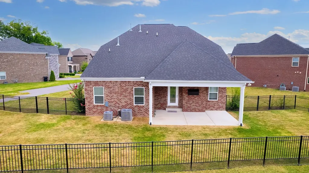 4302 Peacemill Lane Murfreesboro TN 37128