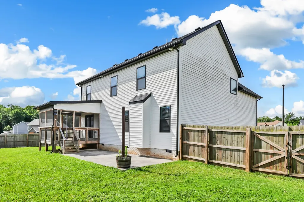 105 Wilburn Court Clarksville TN 37043