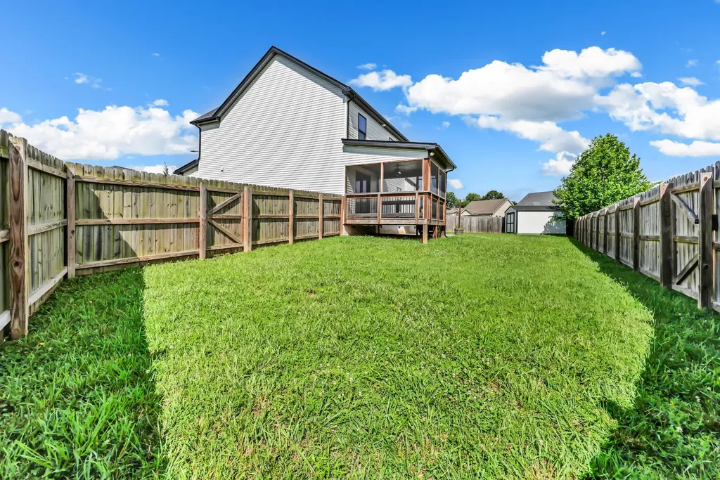 105 Wilburn Court Clarksville TN 37043