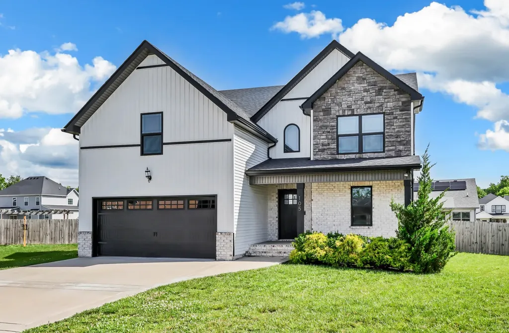 105 Wilburn Court Clarksville TN 37043