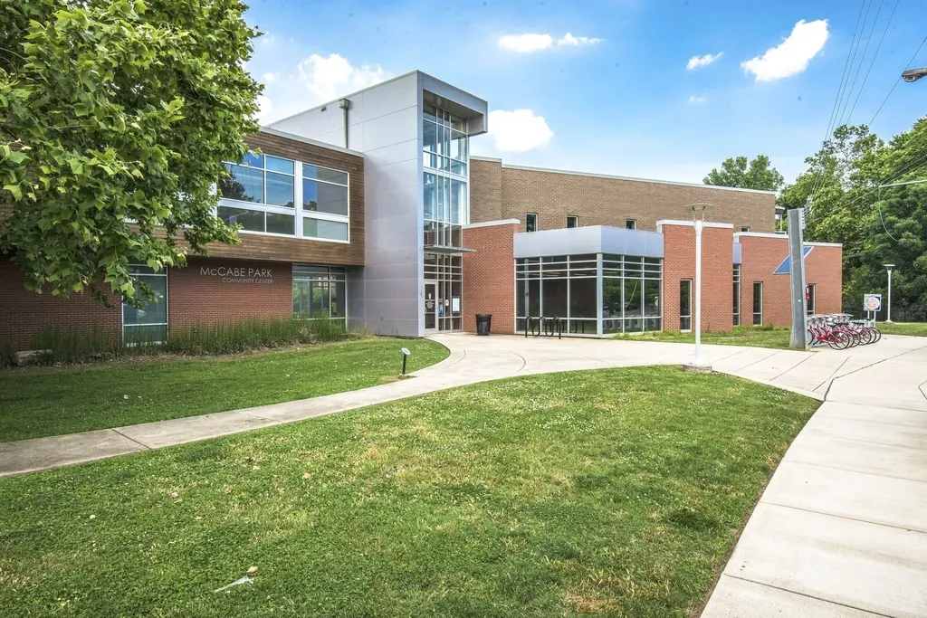 4306A Dakota Avenue Nashville TN 37209