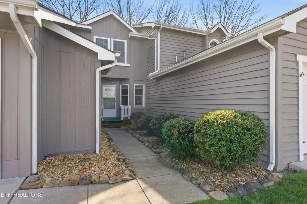 490 Riverbend Drive Crossville TN 38555