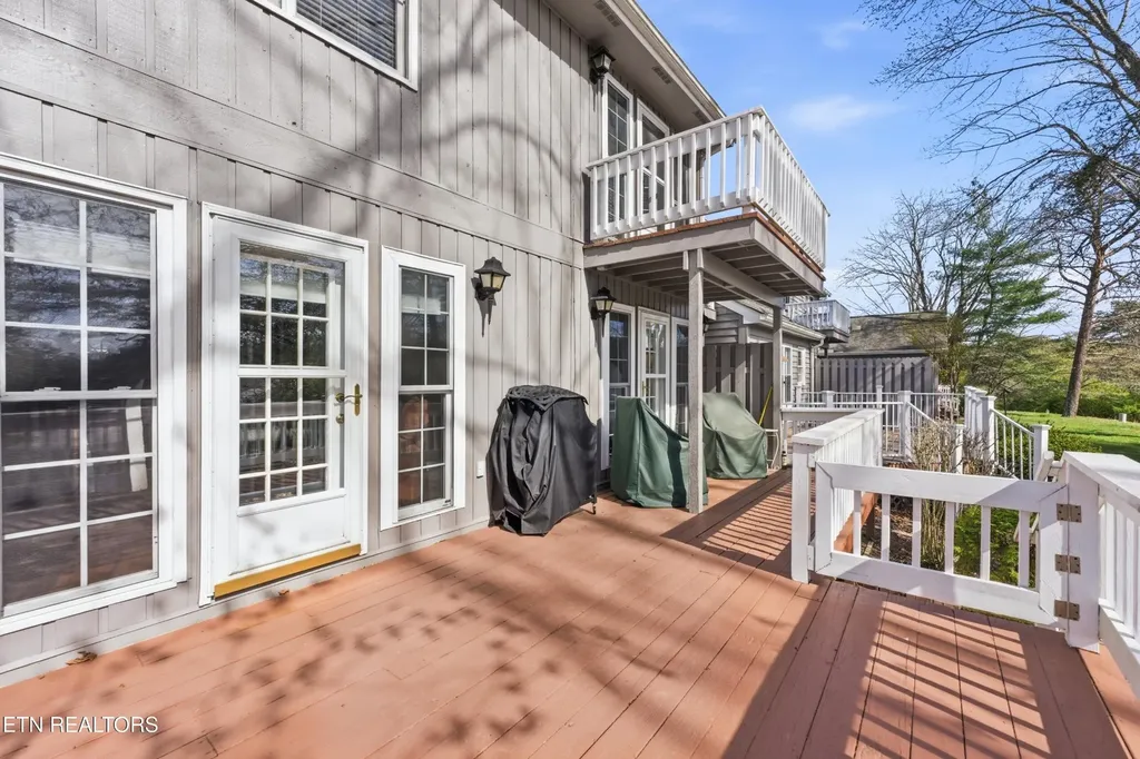 490 Riverbend Drive Crossville TN 38555