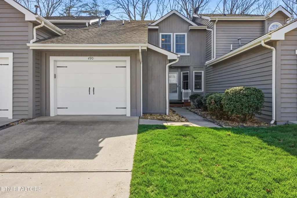 490 Riverbend Drive Crossville TN 38555