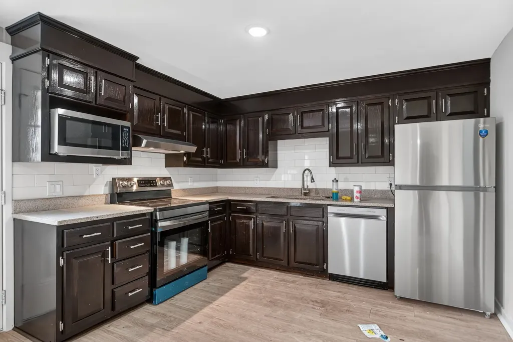 946 Clearview Road Cottontown TN 37048