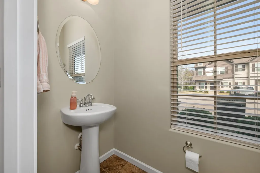 5311 Tony Lama Lane Murfreesboro TN 37128