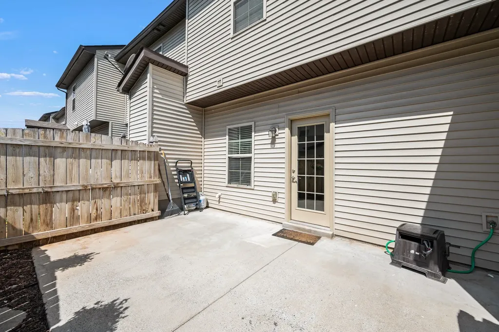 5311 Tony Lama Lane Murfreesboro TN 37128