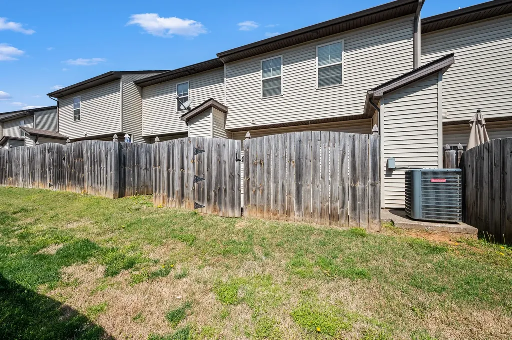 5311 Tony Lama Lane Murfreesboro TN 37128