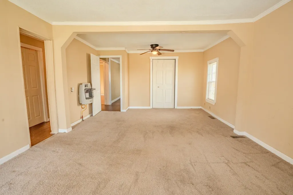 410 Palmer Street Lawrenceburg TN 38464