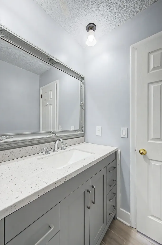110 Bellevue Road Nashville TN 37221