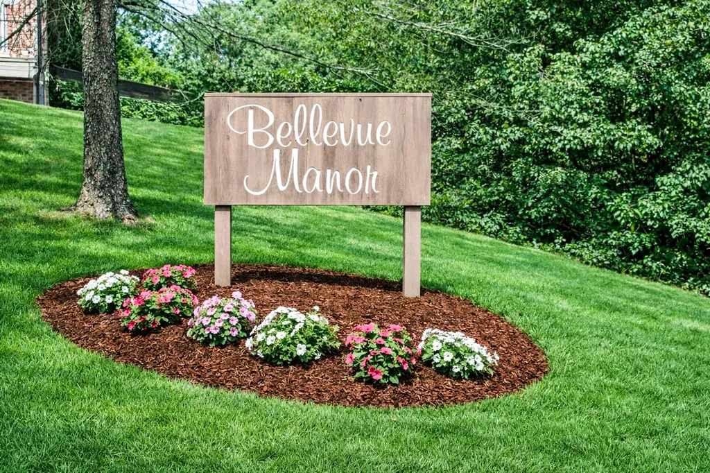 110 Bellevue Road Nashville TN 37221