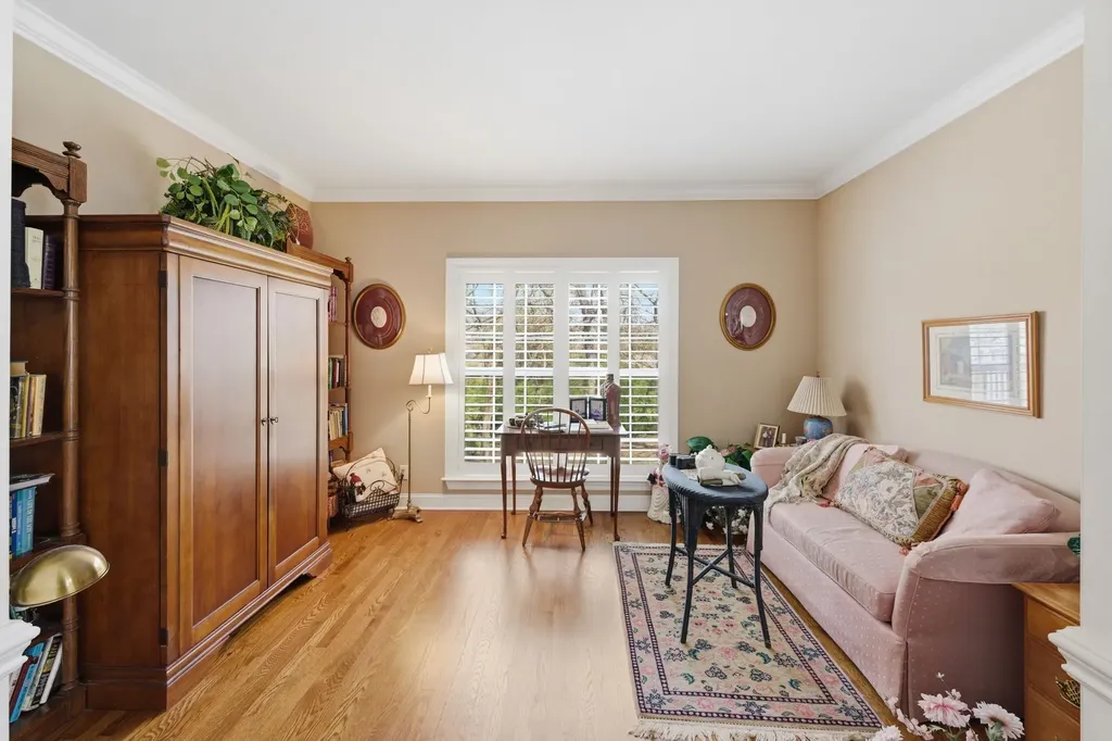 5212 Ravens Glen Nashville TN 37211