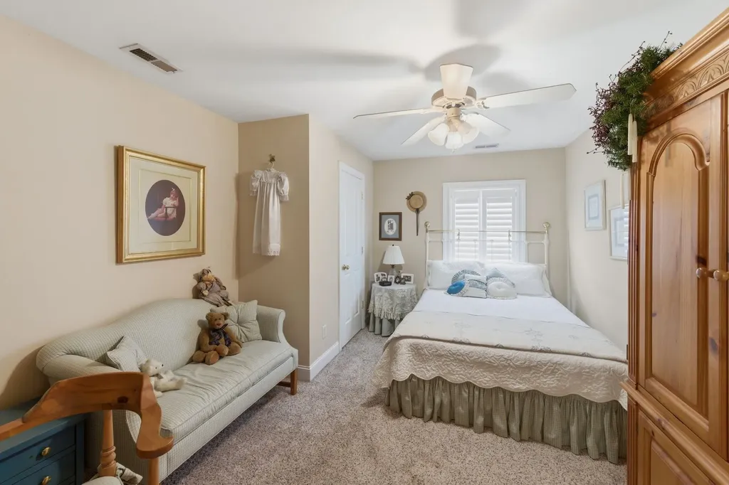 5212 Ravens Glen Nashville TN 37211