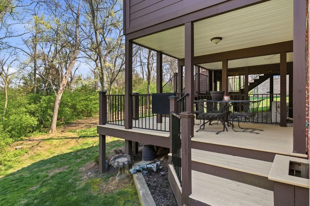 5212 Ravens Glen Nashville TN 37211